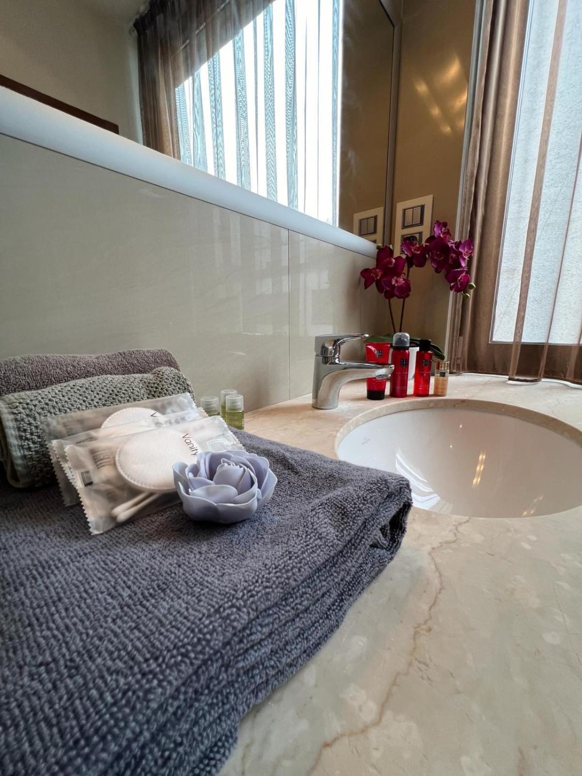 Revon Business Apartment 50 Dunajska Bratislava Eksteriør billede