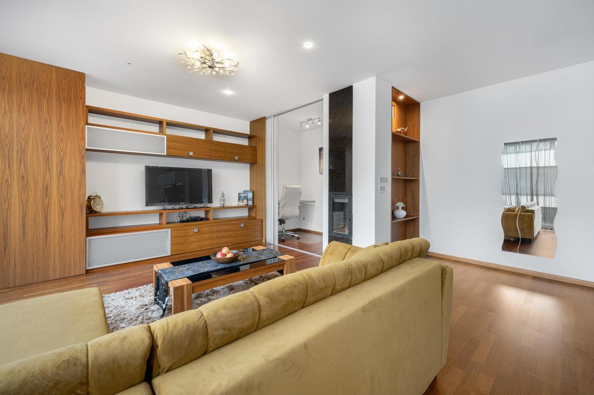 Revon Business Apartment 50 Dunajska Bratislava Eksteriør billede