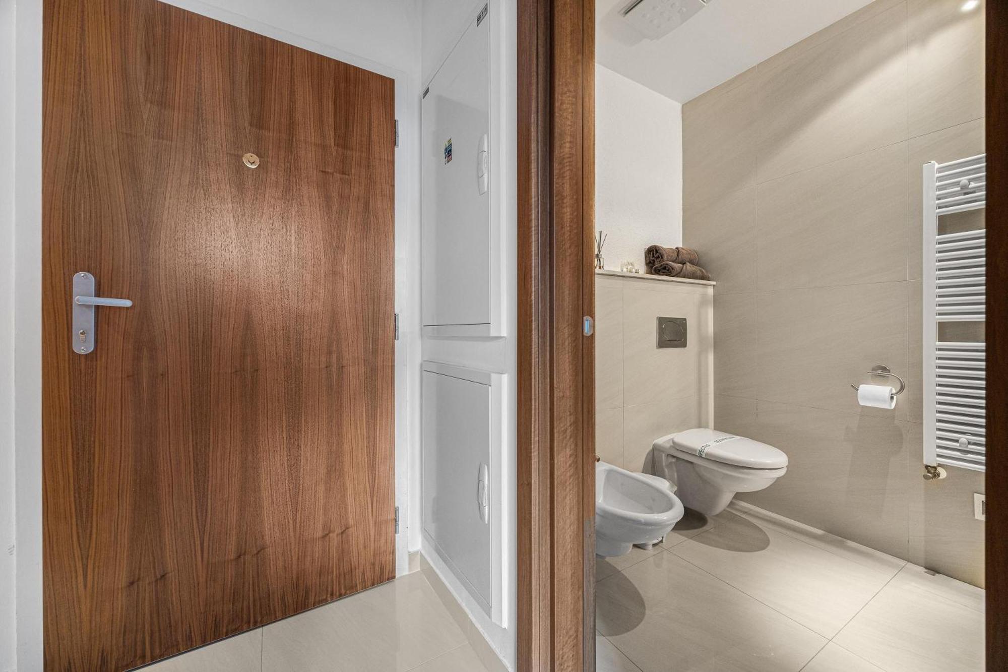 Revon Business Apartment 50 Dunajska Bratislava Eksteriør billede